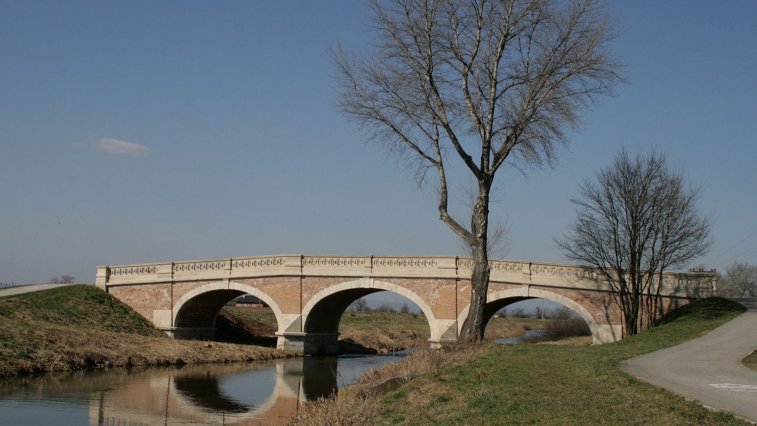 Barokovo-secesný most Kráľová pri Senci 2 