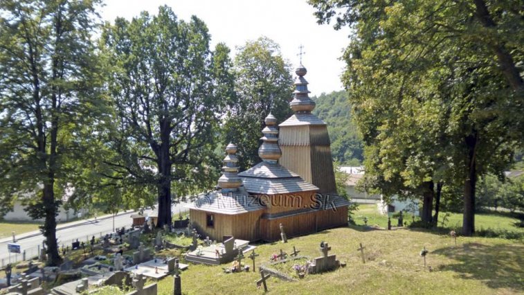Drevený chrám Ochrany Presv. Bohorodičky Hunkovce 1 Zdroj: https://www.muzeum.sk/dreveny-kostol-hunkovce.html