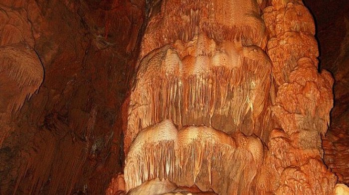 Krásnohorská jaskyňa Krásnohorská Dlhá Lúka