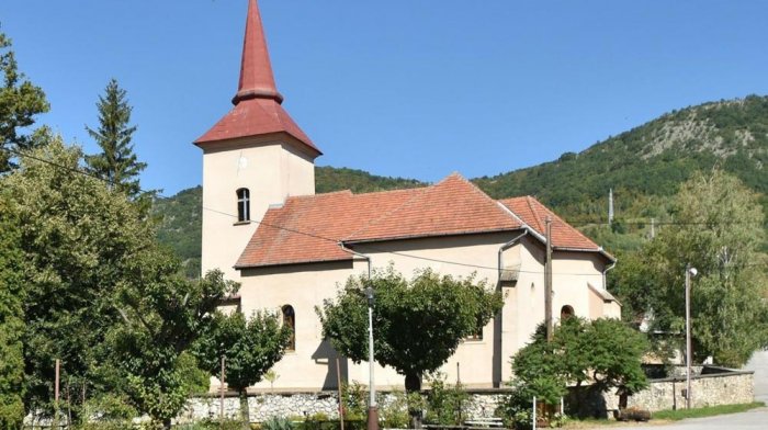 Kaplnka sv. Anny Hrušov (Farnosť Jablonov nad Turňou) - pútnické miesto